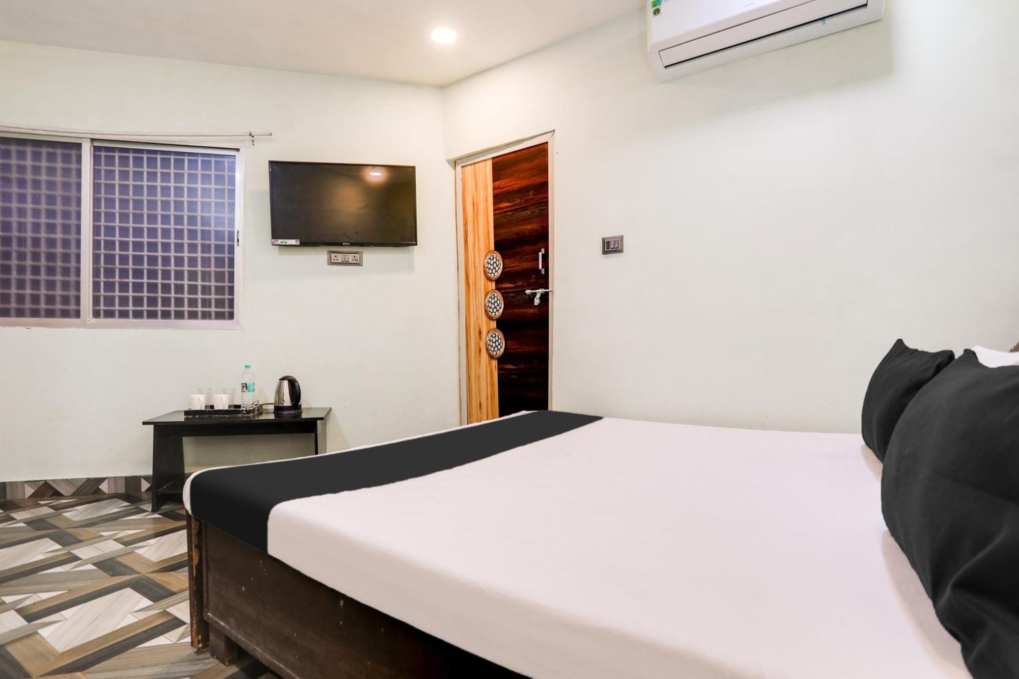 Hotel O Rmd Hotel Rāipur 外观 照片