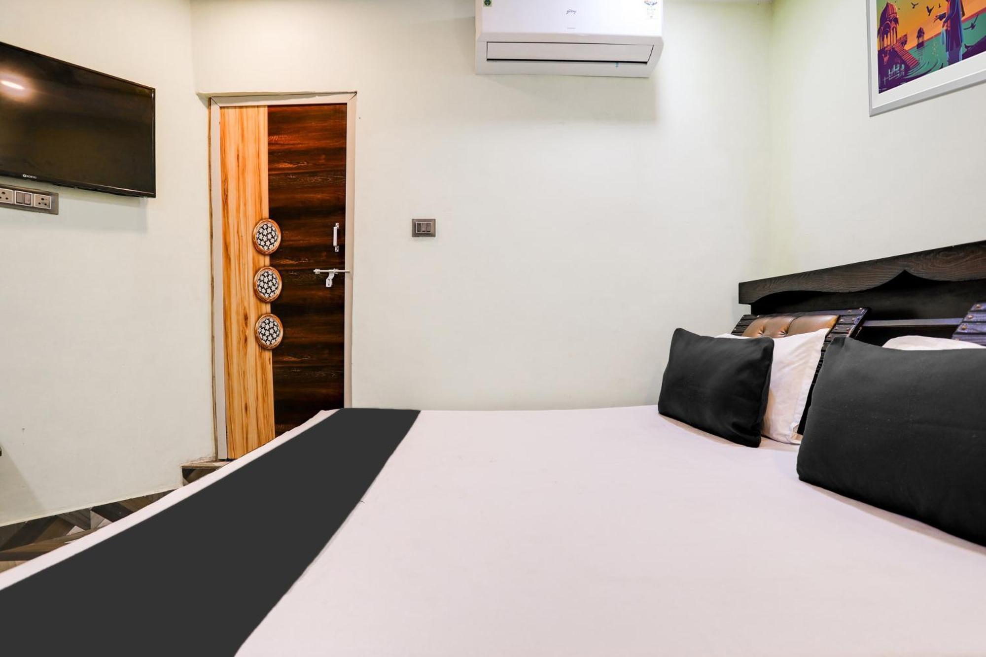 Hotel O Rmd Hotel Rāipur 外观 照片